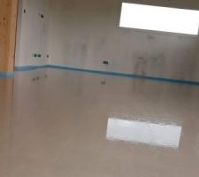 Coulage de la chape liquide anhydrite