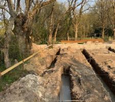 Fondations : rangs de parpaings