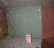 Isolation murs du haut (côté salle de bain)