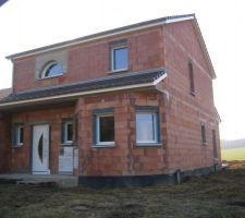 "remblais" (je ne sais pas si c'est le bon terme) des terres autour de la maison