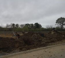 Tranch&eacute; pour viabilisation du terrain