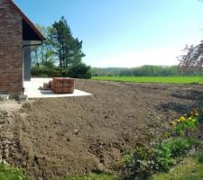 Vue de côté du jardin