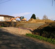 Début du Terrassement avec création de l'accès route
