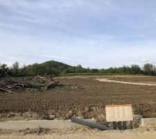 Terrassement bien avanc&eacute;...
