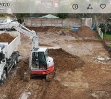 Commencement du décapage du terrain