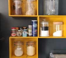 Coin cuisine :

Mise en place d'une troisième boîte de vin