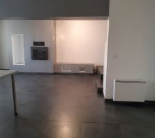 Voici le séjour le jour de la remise des clefs