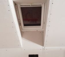 Finition du 1er contour de Velux