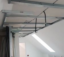 Ossature du plafond "suspendu"
