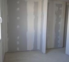 Chambre 2 (futur placard)