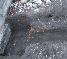 Fondation en partie reliées avec celles de la maison