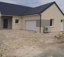 Remblai provisoire pour accéder à la maison