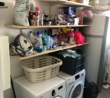 Cellier en cours de finition pose des étagères