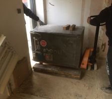 Démontage du coffre fort (vide malheureusement) ...