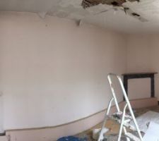 D&eacute;montage de la bourre pr&eacute;sent sur le plafond ...