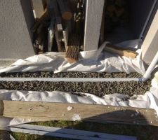 Drain goutti&egrave;re four