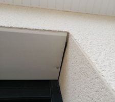 Cache volet extérieur qui ne touche pas le mur
