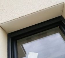 Cache volet extérieur.