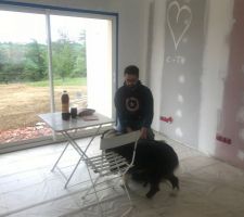Pour vous illustrer la réalité des week-ends travaux... c'est mode camping!