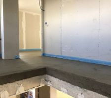 Chape sèche de la mezzanine