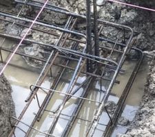 Eau, boue, affaissement des parois latérales, du grand art