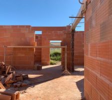 Notre entr&eacute;e.