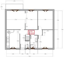 Plan de la maison telle qu'elle est actuellement, avec la trappe d'accès aux combles matérialisée en rouge.