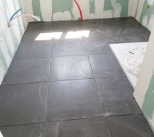 Pose carrelage de la salle de bain