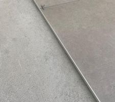 Limite carrelage cuisine avec parquet séjour