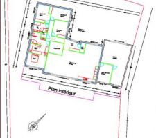 Plan de la maison avec le terrain et l'orientation