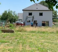 Terrassement avant l?intervention de la grue