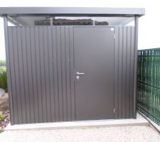 Voici notre abri de jardin