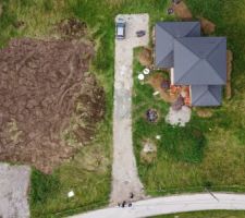 J105 - Le chantier de la maison de nos futurs voisins qui démarre
