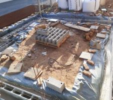 Construction du mur de sous bassement