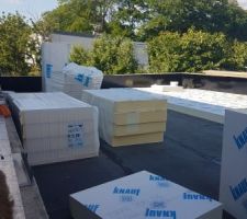 Pose membrane et isolant toit plat