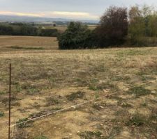 28/10/19 : les 1ers fils tir&eacute;s par l'entreprise de ma&ccedil;onnerie avant terrassement