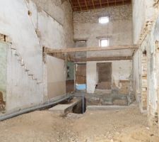 Mur de l'entr&eacute;e...avant