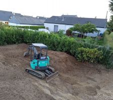 Le jardin ce soir après l'enlèvement des terres