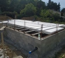 Preparation plancher poutrelles pour la salle