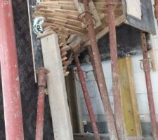 Coffrage escalier 2/4 tournant en b&eacute;ton