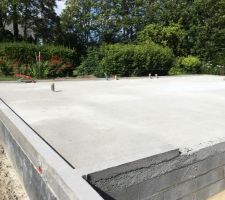 Décoffrage des surbauts béton , pret à recevoir les murs de l'ossature !