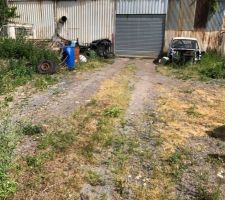 Photo concernant les d&eacute;bris laiss&eacute; sur le terrain