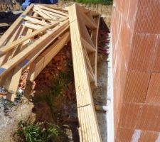 Dépose de la charpente sur notre chantier.