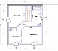 L'étage est le territoire réservé de nos enfants :

- 2 chambres d'environs 12m2
- une grande salle de bain
- un "espace détente" avec méridienne et télé, pour se faire des soirées pyjamas....