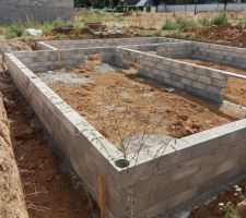 Vides sanitaires termin&eacute;s. 
Dalle pr&eacute;vue semaine prochaine.