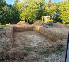 Trou de la piscine fini !