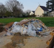 Déchets en cours de construction
