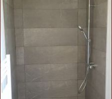 Pose des colonnes de douche