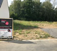 Affichage du permis de construire sur le terrain