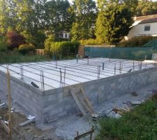 Vide sanitaire fini en attente du béton de la dalle